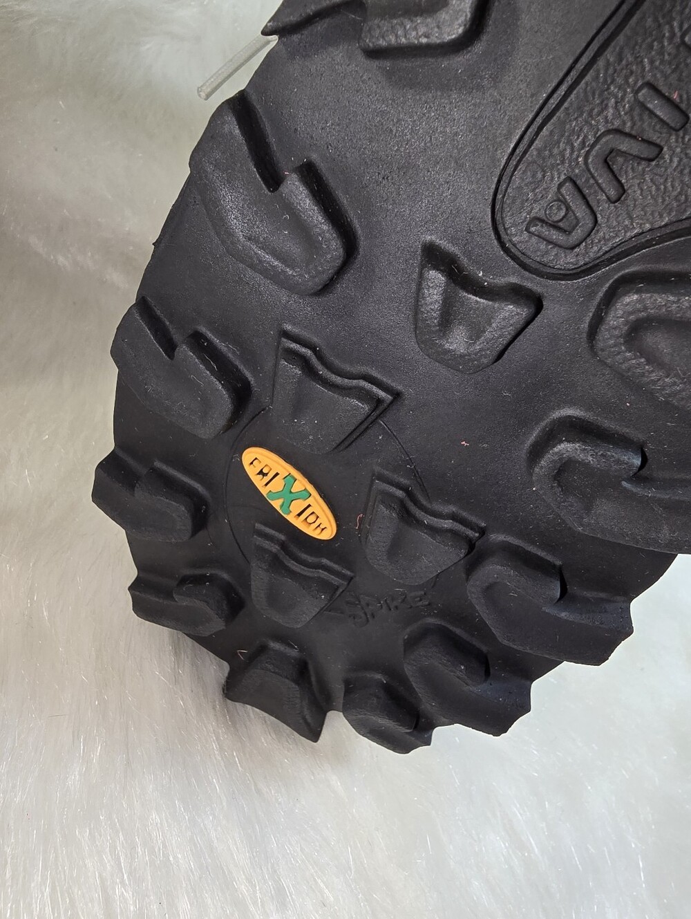 La Sportiva Mutant Yellow & Mint Women's Trail/ Mountain Running Shoes - Picture 12 of 16